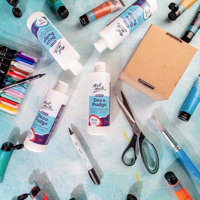 Mont Marte Deco Pudge Craft Varnish Signature 236ml (8 US fl.oz) – Gloss, Multi-Purpose Clear Craft Sealer, Varnish and Decoupage Glue, Ideal for Acrylic Paints, Paper, Wood, Ceramics, Fabrics, Clay